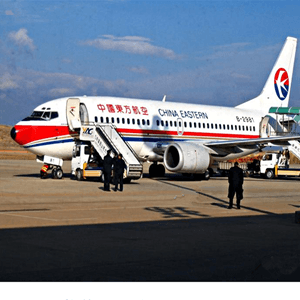 路桥机场空运航空快运业稳步发展的原因是什么？